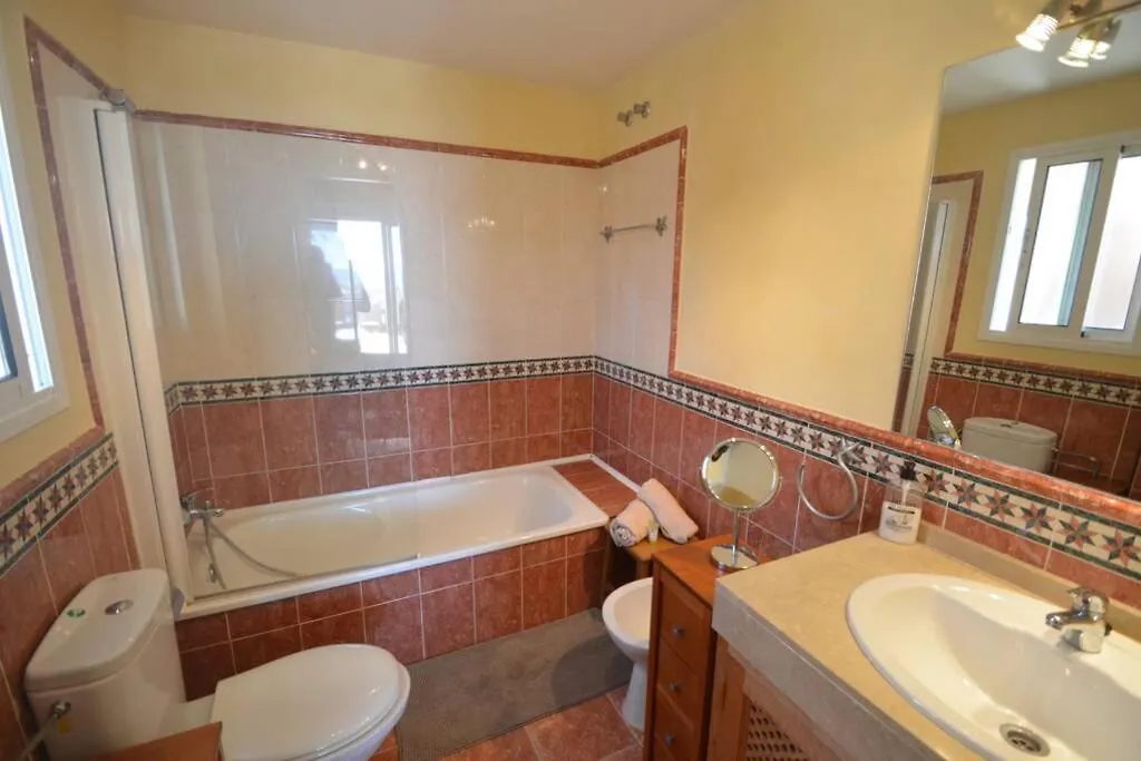 Vistas Al Mar Panoramicas En Estepona Apartman